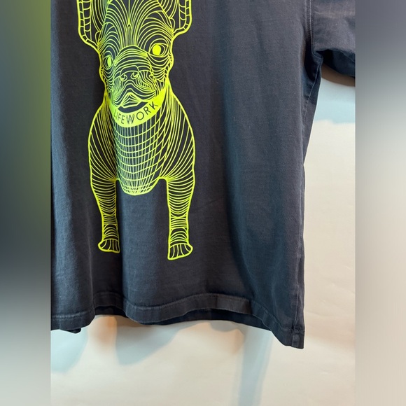 Lifework Big Radog Black /Green T Shirt Size Medium Crew Neck Short Sleeve - Picture 5 of 16